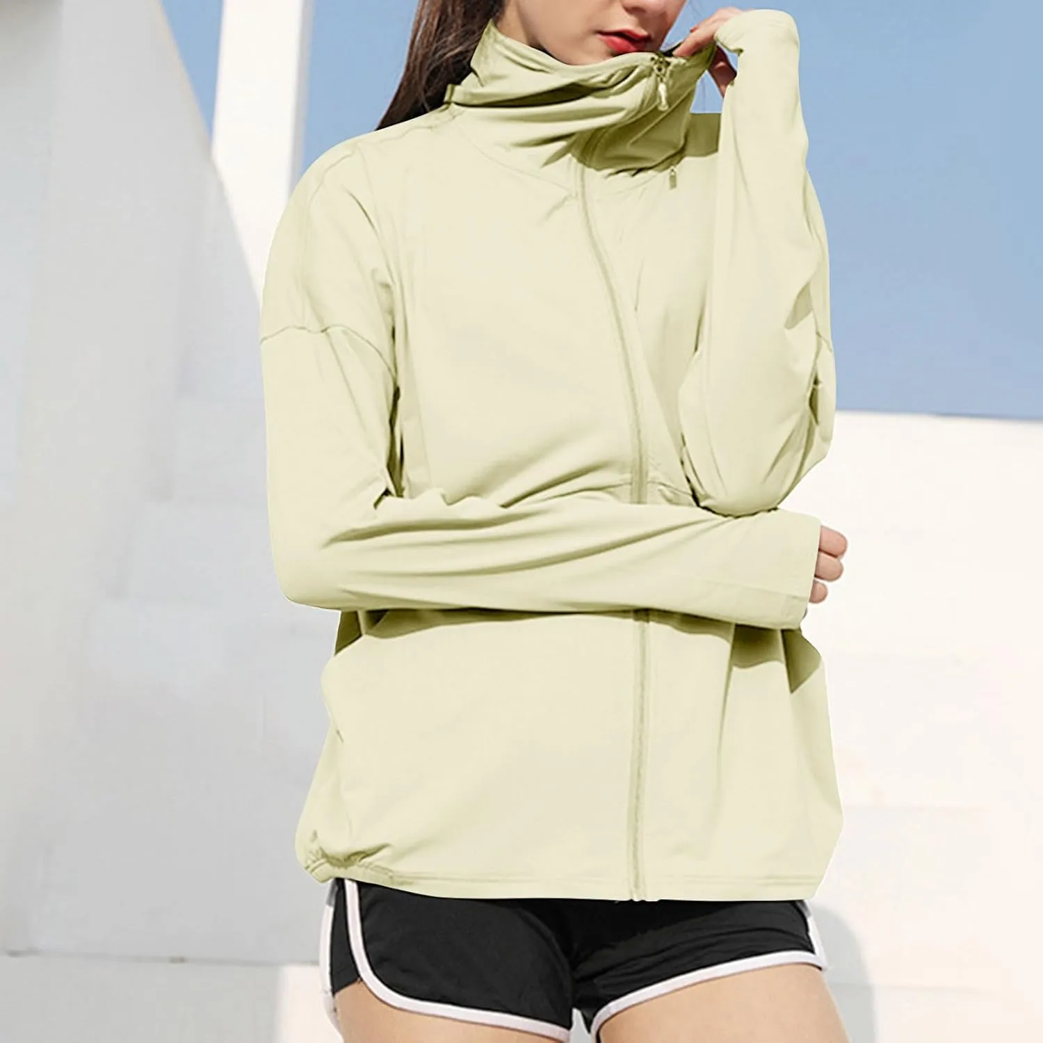 Womens UV Protection Jackets With Hoodie 2025 Summer Lightweight Full Zip Up Sun Protect Coat With Pockets Thumb Hole